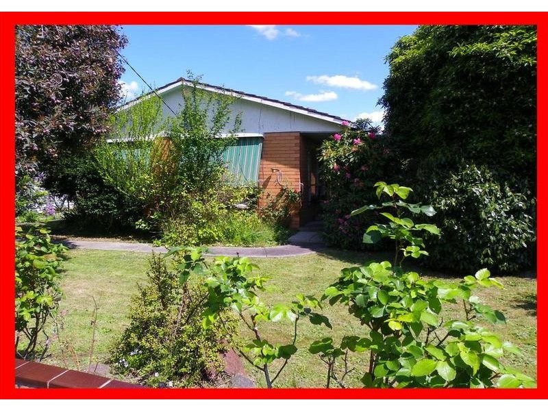 20 Holme Road, Ferntree Gully VIC 3156
