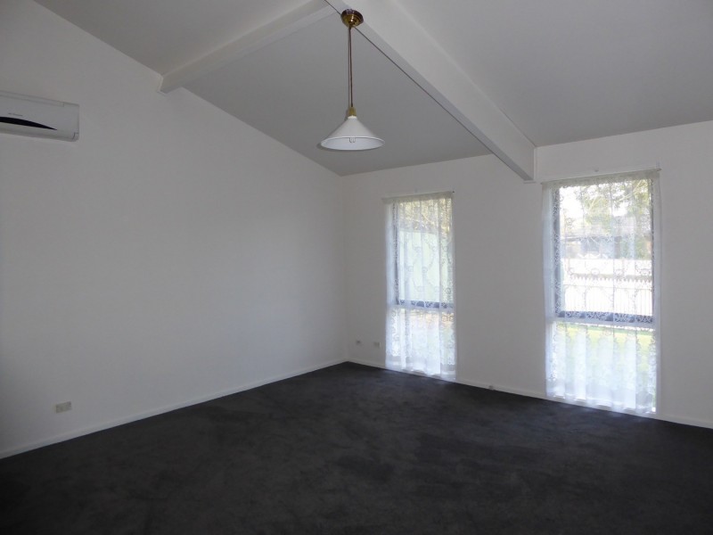 26 Stephen Road, Ferntree Gully VIC 3156