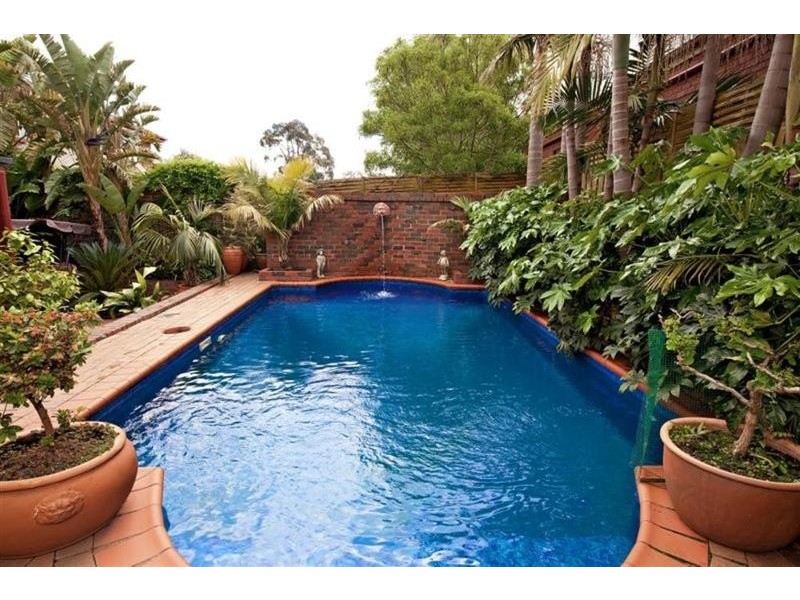 2 Parkhaven Way, Knoxfield VIC 3180