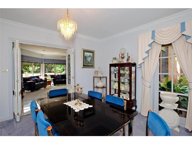2 Parkhaven Way, Knoxfield VIC 3180