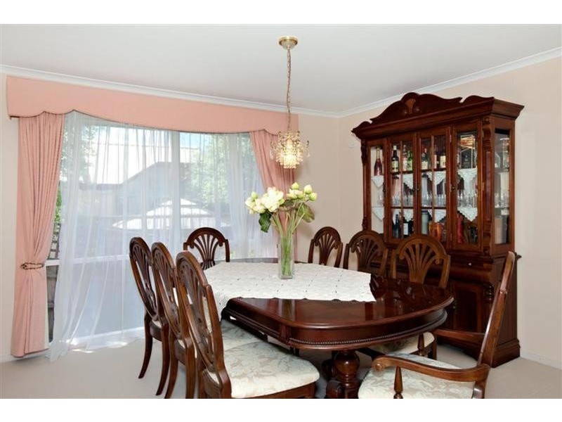 16 Leon Court, Ferntree Gully VIC 3156