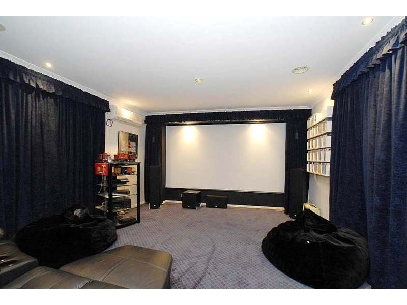 5 Albatross Drive, Rowville VIC 3178