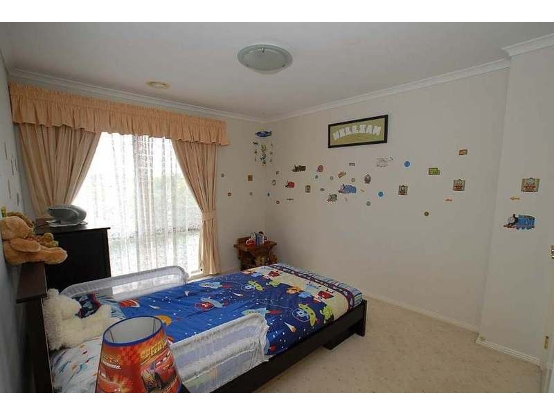 5 Albatross Drive, Rowville VIC 3178