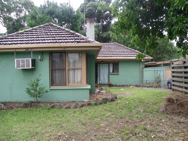 1 Glenfern Road, Ferntree Gully VIC 3156