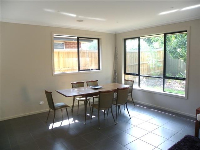 1 Kelvin Drive, Ferntree Gully VIC 3156