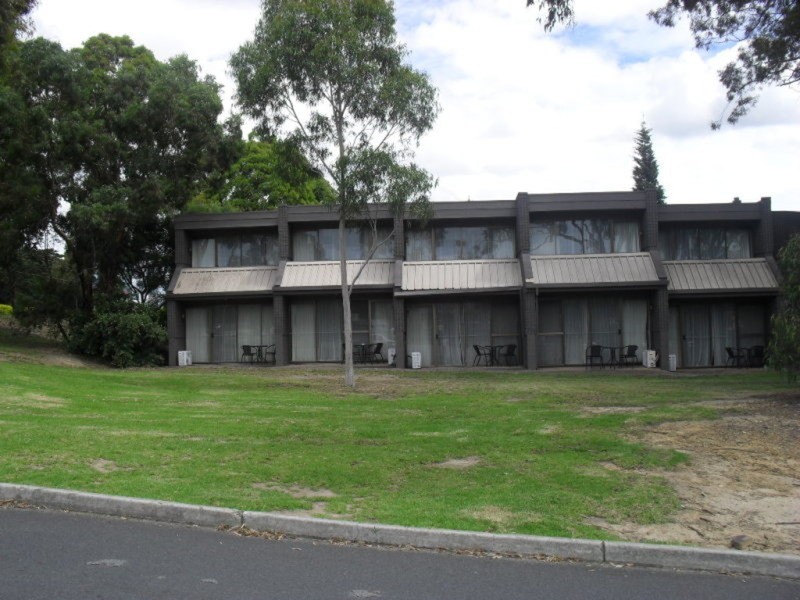10/127-137 Mountain Highway, Wantirna VIC 3152