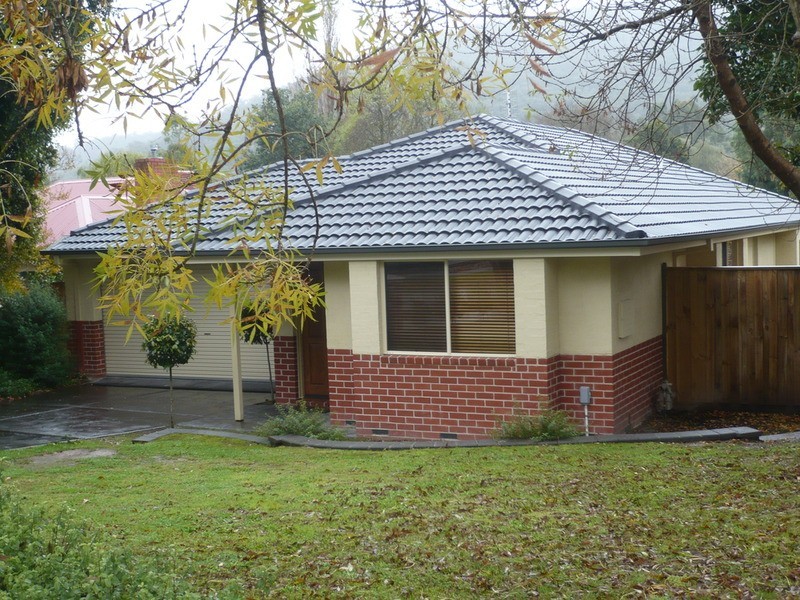 1/17 Johns Street, Upper Ferntree Gully VIC 3156