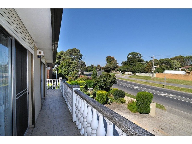 1/99 Glenfern Road, Ferntree Gully VIC 3156
