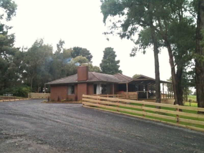 25 Aura Vale Road, Menzies Creek VIC 3159