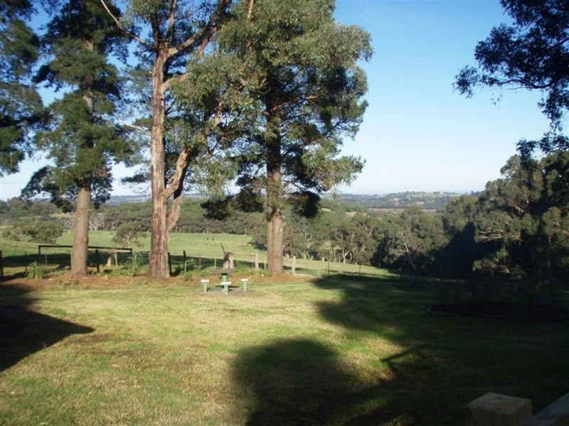 25 Aura Vale Road, Menzies Creek VIC 3159