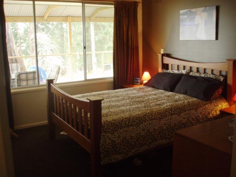 25 Aura Vale Road, Menzies Creek VIC 3159