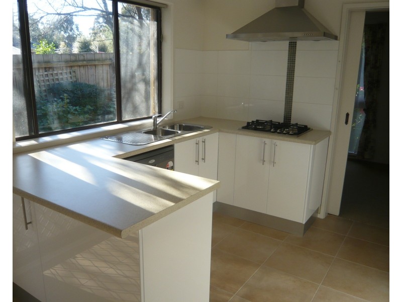 1/6 Ralph Court, Ferntree Gully VIC 3156