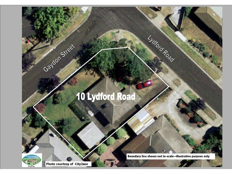 10 Lydford Road, Ferntree Gully VIC 3156