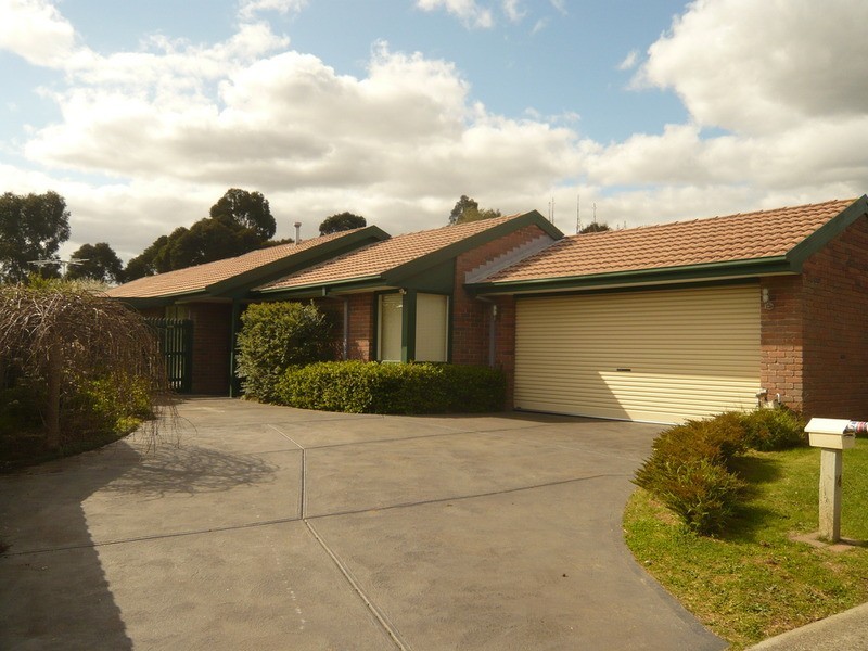 14 Vista Crescent, Rowville VIC 3178