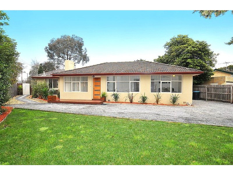 12 Glenfern Road, Ferntree Gully VIC 3156