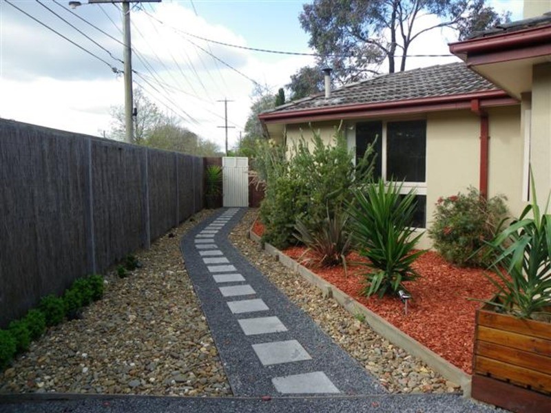 12 Glenfern Road, Ferntree Gully VIC 3156