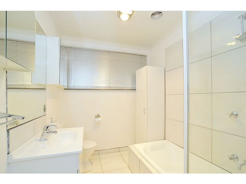12 Glenfern Road, Ferntree Gully VIC 3156