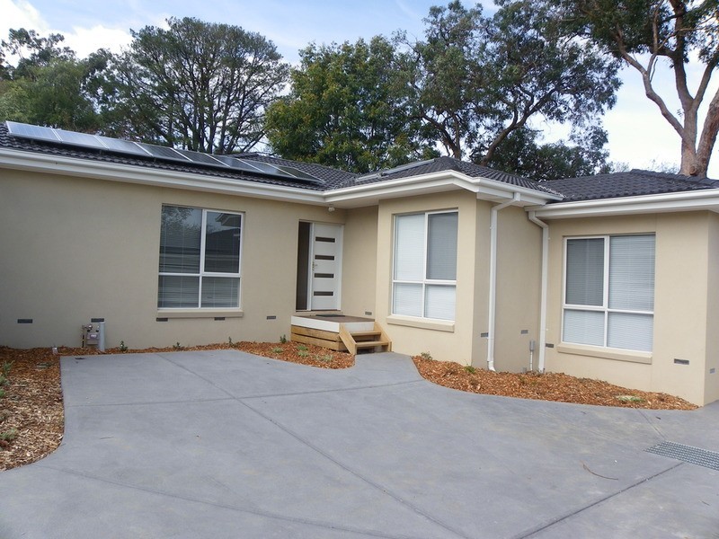 2/11 Janet Street, Boronia VIC 3155