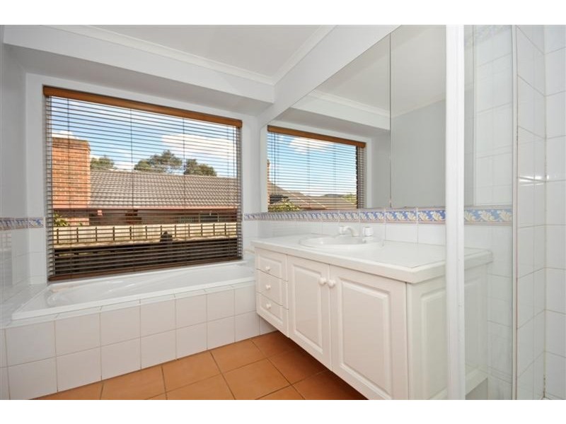 12 Blueridge  Drive, Mooroolbark VIC 3138