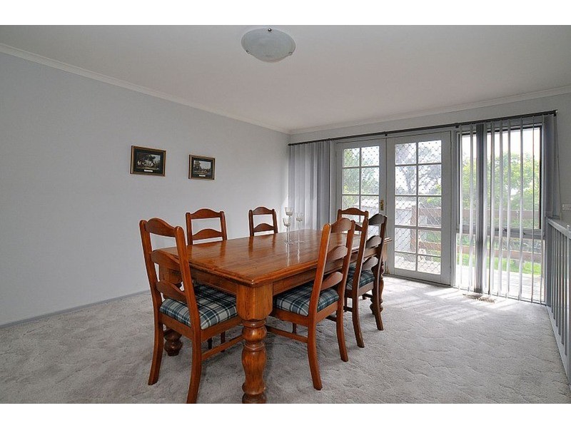 11 Vandeven Court, Ferntree Gully VIC 3156