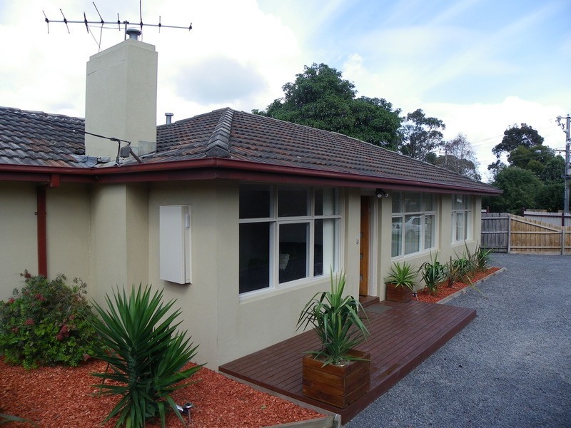 12 Glenfern Road, Ferntree Gully VIC 3156