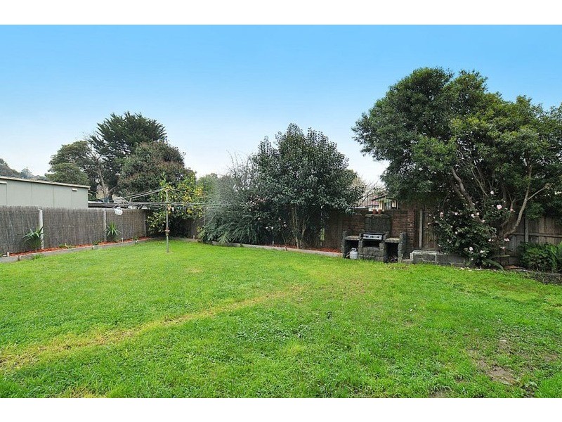 12 Glenfern Road, Ferntree Gully VIC 3156