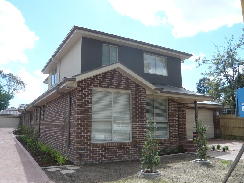 1/13 Wattletree Road, Ferntree Gully VIC 3156