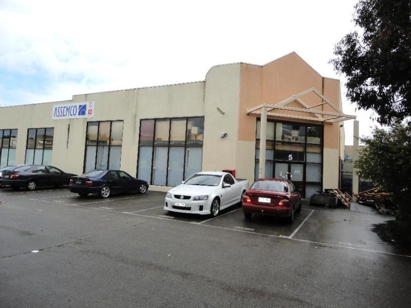 3 & 5/257 Colchester  Road, Kilsyth VIC 3137