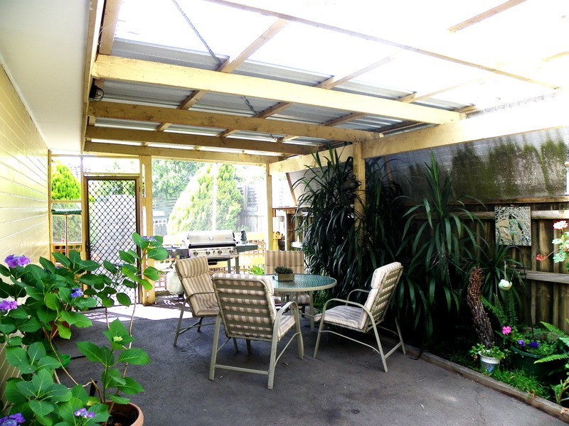 2 Castle Street, Ferntree Gully VIC 3156