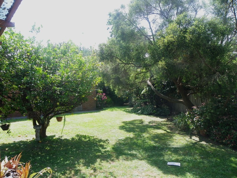 8 Acacia Road, Upper Ferntree Gully VIC 3156