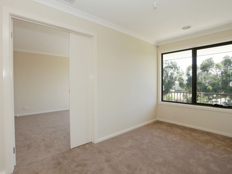 Unit 3/68  Bayview Rise, Bayswater North VIC 3153