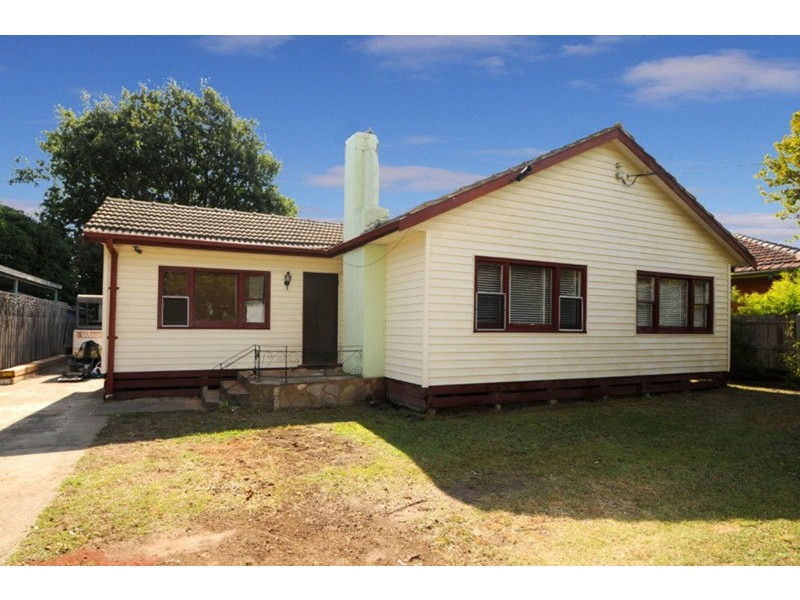 5 Cambro Road, Clayton VIC 3168