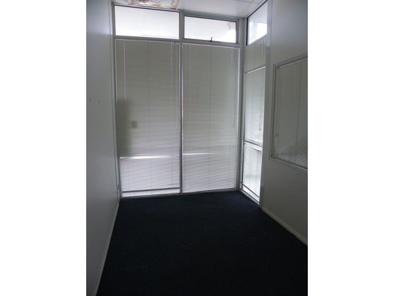 10/1841-1845 Ferntree Gully Road, Ferntree Gully VIC 3156