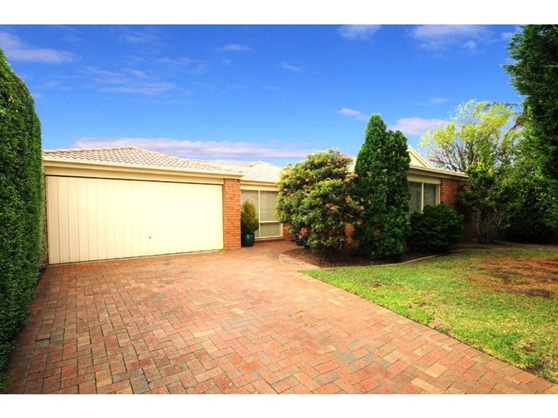 13 Taldra Drive, Ferntree Gully VIC 3156