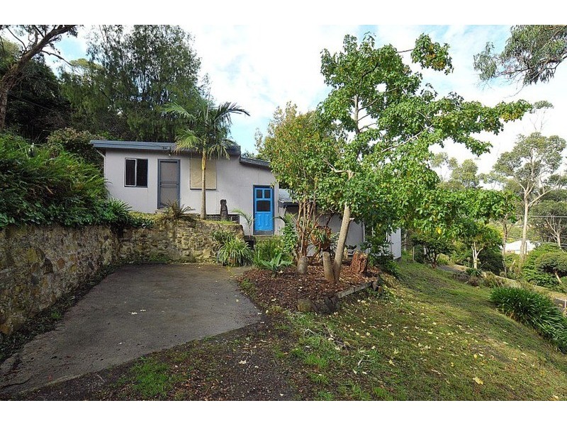 2 Seaby Avenue, Upper Ferntree Gully VIC 3156