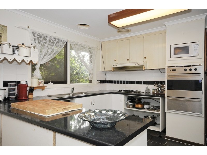 66 Glenfern  Road, Ferntree Gully VIC 3156