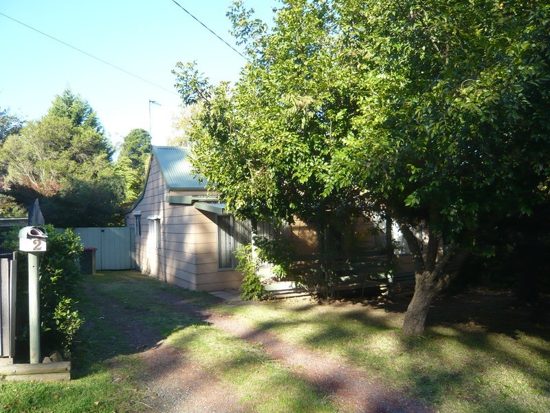 2 Hilltop  Road, Upper Ferntree Gully VIC 3156