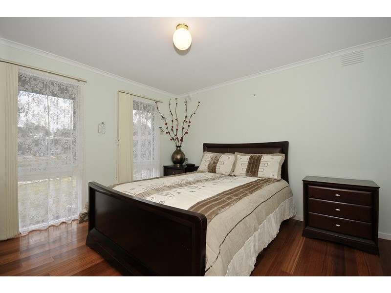 15 Benwerrin  Drive, Wantirna VIC 3152