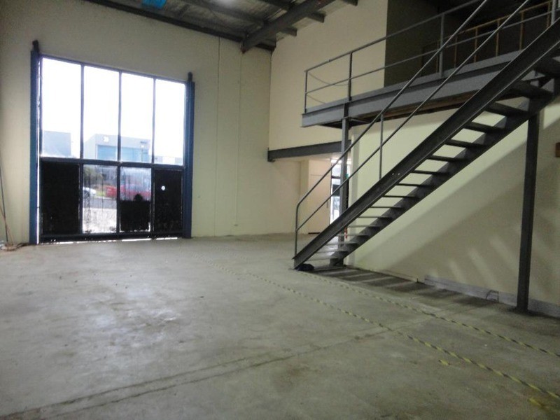 2/1 Neutron Place, Rowville VIC 3178