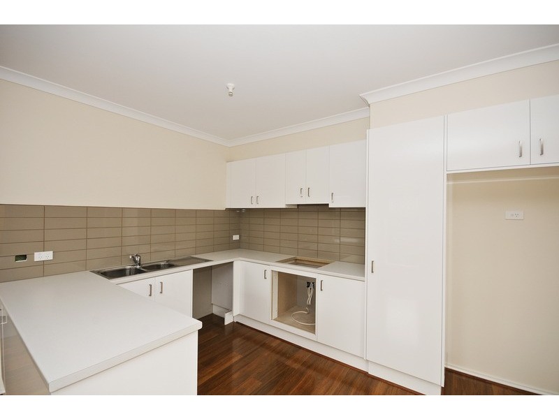 2/33 Elton Road, Ferntree Gully VIC 3156