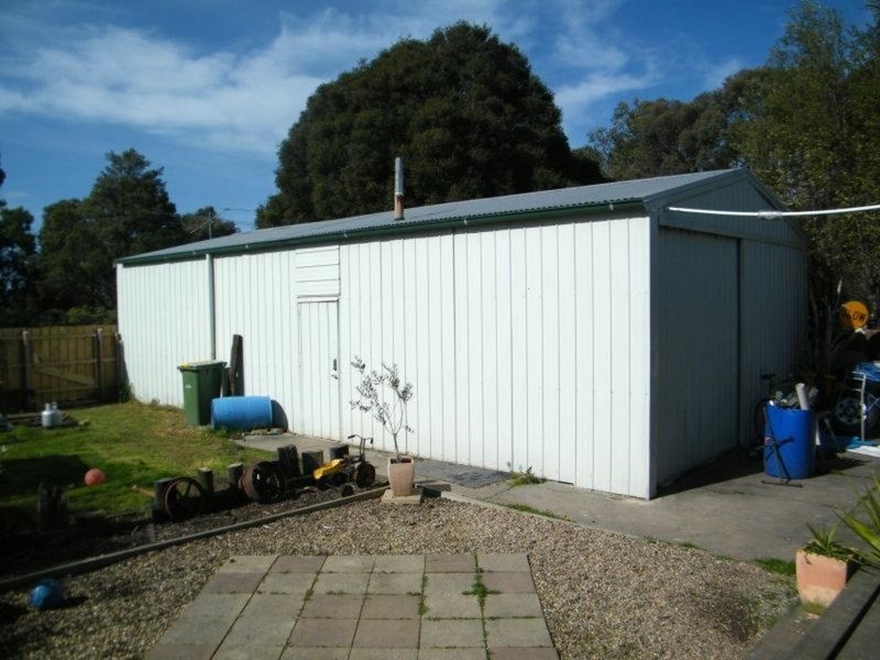 13 Station Street, Officer VIC 3809