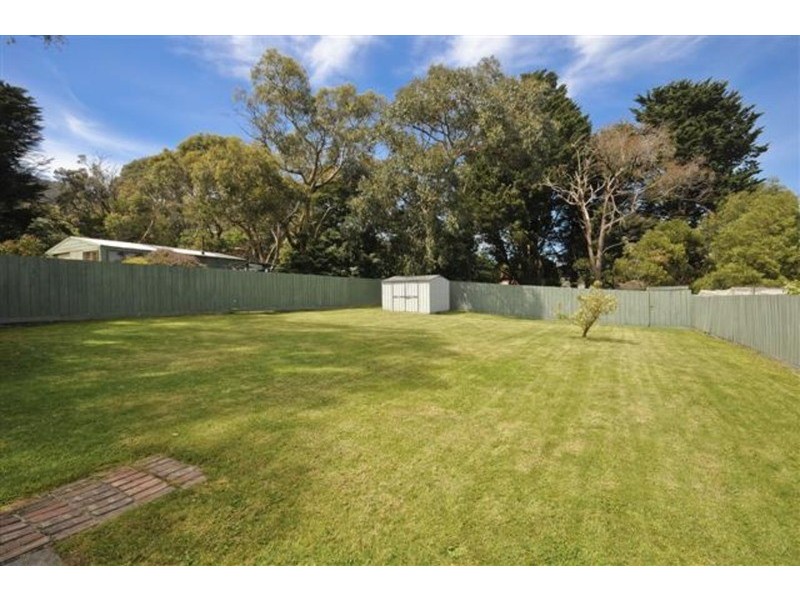 8 Perra Street, Ferntree Gully VIC 3156