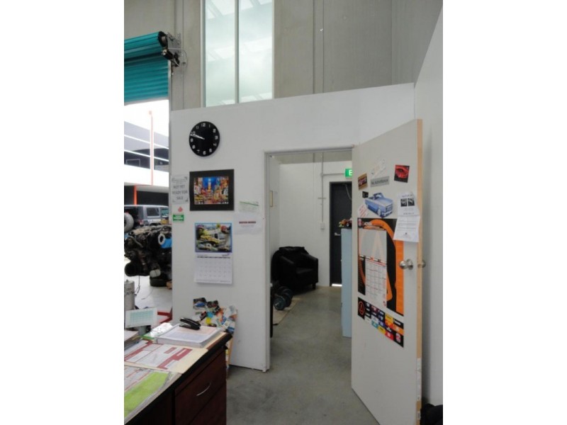 4/33-39 Corporate  Boulevard, Bayswater VIC 3153