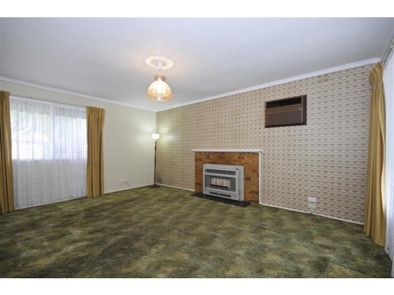 15 Tarana Avenue, Upper Ferntree Gully VIC 3156