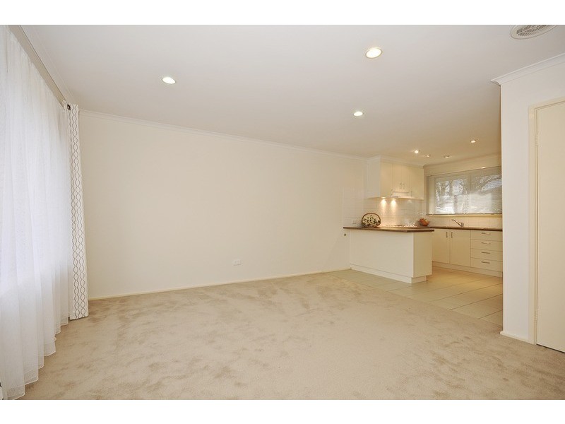 4/60 King George  Parade, Dandenong VIC 3175