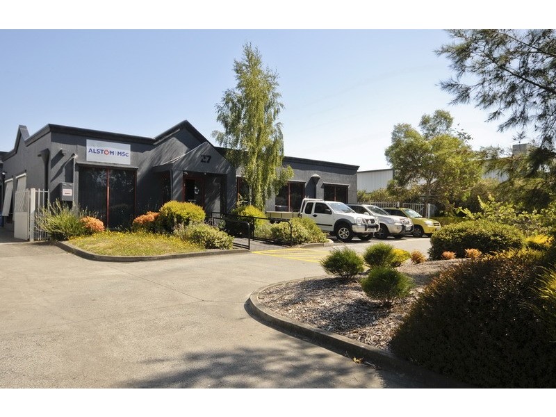 27 Research Drive, Croydon South VIC 3136