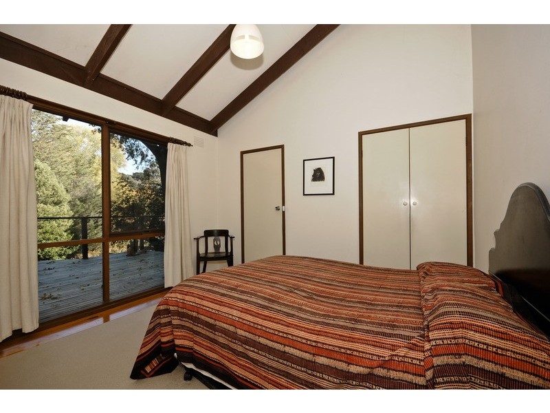 8 Austral Avenue, Upwey VIC 3158