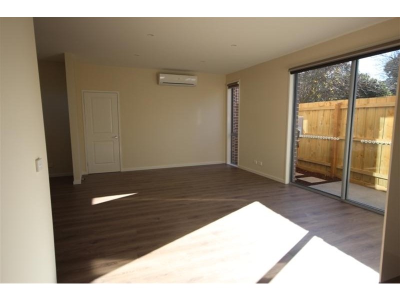 4/26 Station Street, Ferntree Gully VIC 3156