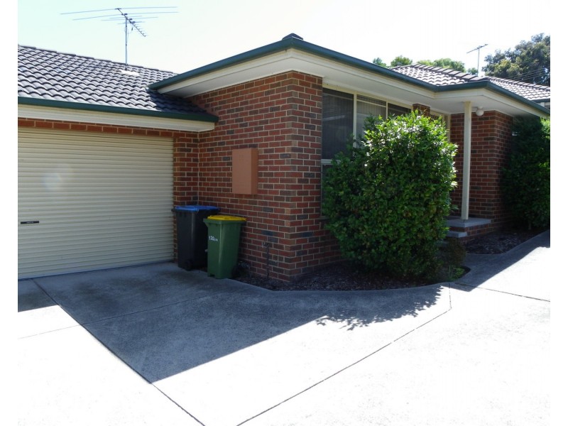 2/19 Alvina Street, Ferntree Gully VIC 3156