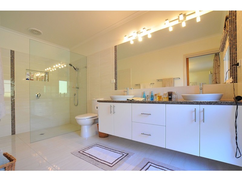 99 Mt. Morton Road, Belgrave South VIC 3160